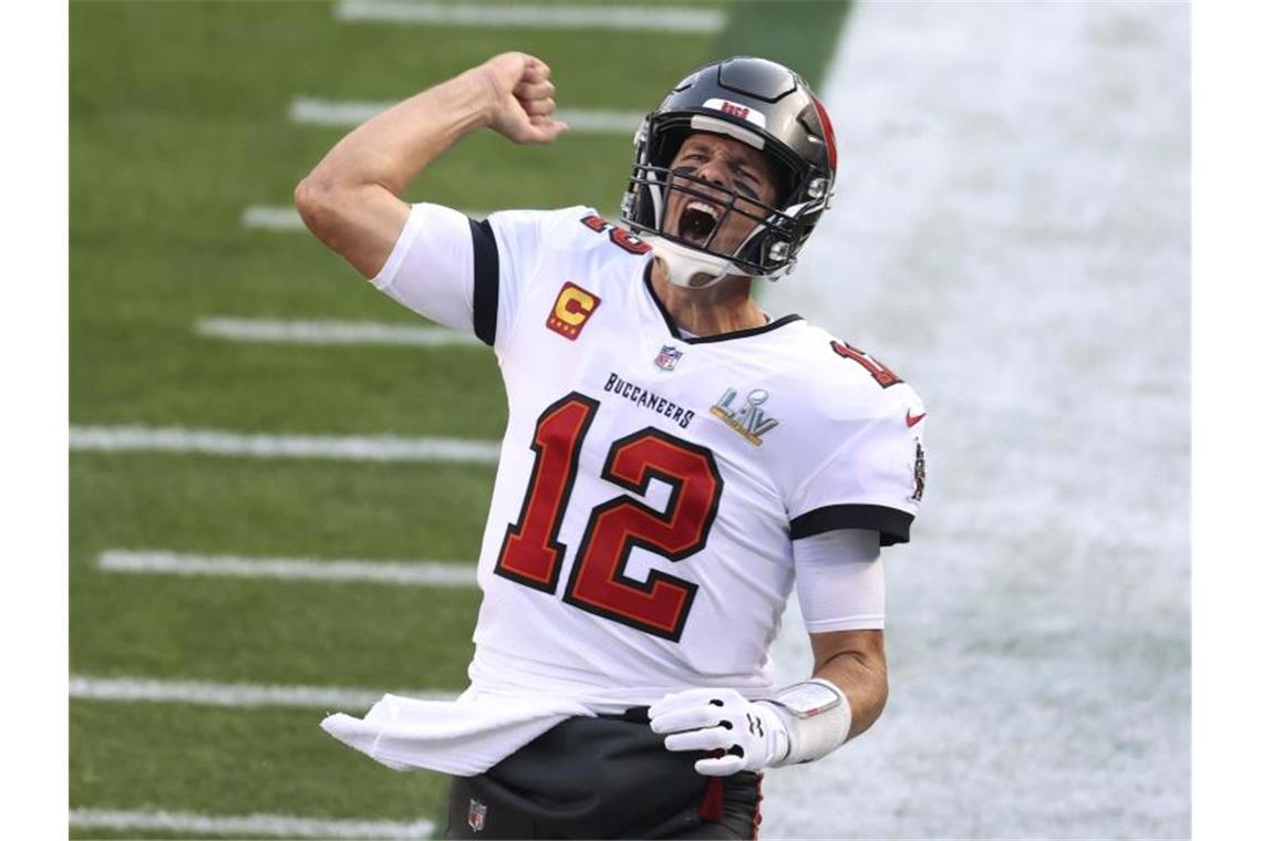 NFL-Superstar Brady bereit für neue Rekordjagd Will mit den Tampa Bay Buccaneers erneut den Super Bowl holen: Star-Quarterback Tom Brady. Foto: Mark Lomoglio/AP/dpa