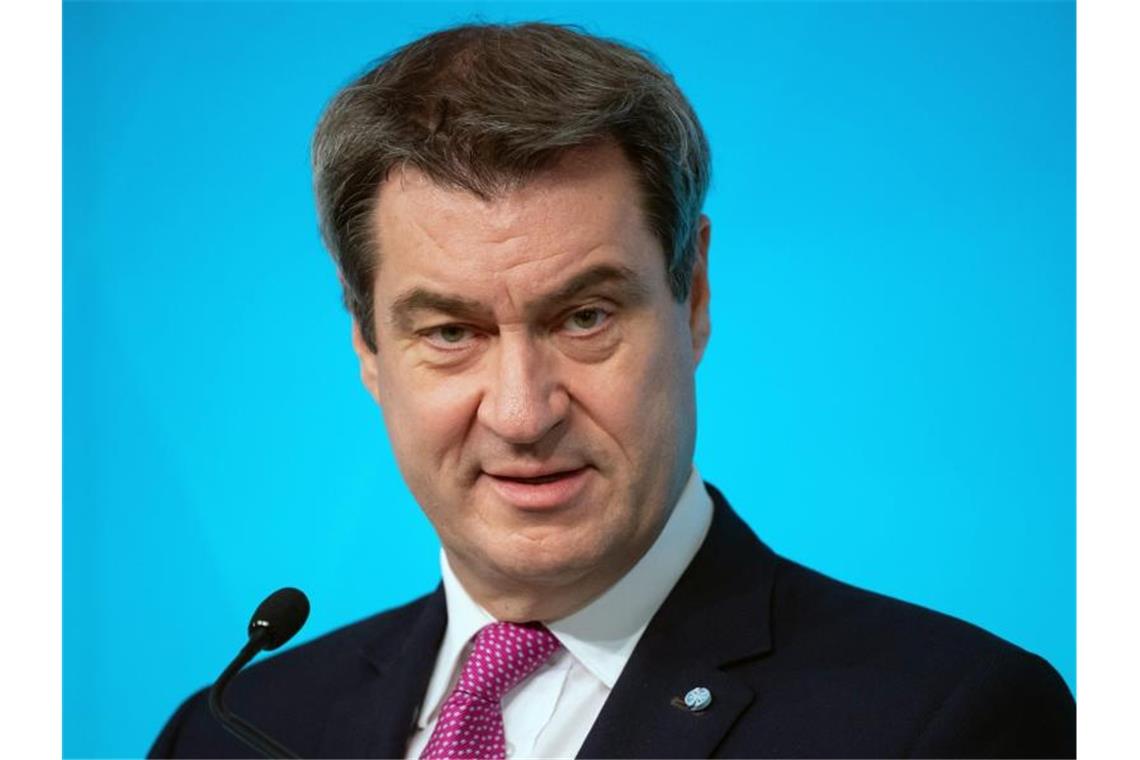 Schärfere Corona-Regeln geplant - Lockerungen an Weihnachten Will nachschärfen und ergänzen: Bayerns Ministerpräsident Markus Söder. Foto: Sven Hoppe/dpa