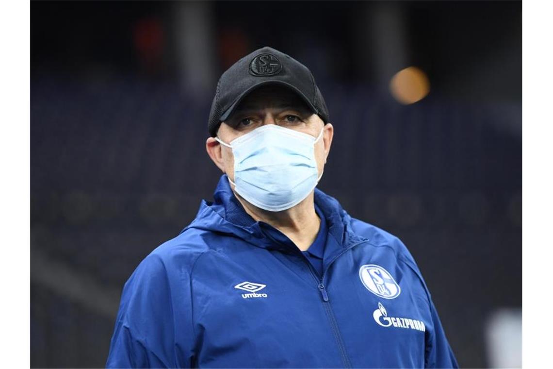 Will nicht den Negativrekord mit Schalke 04: Christian Gross. Foto: Annegret Hilse/Pool via REUTERS/dpa