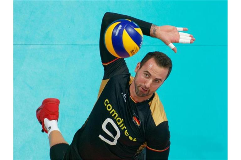 Will unbedingt zu Olympia nach Tokio: Volleyball-Star Georg Grozer. Foto: Vdb/Ronald Hoogendoorn/CEV/ANP/dpa