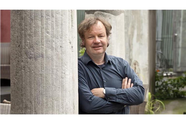 Willi Achten lebt im niederländischen Vaals bei Aachen.