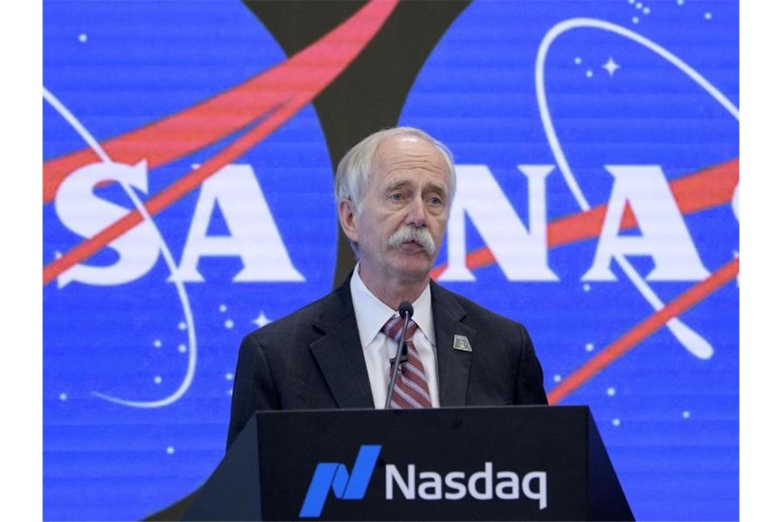 Weltraumtourismus-Ankündigung: Trump schießt gegen Nasa William Gerstenmaier, NASA-Direktor für bemannte Raumfahrt: Weltraumtouristen sollen ab 2020 wieder auf die Internationale Raumstation ISS fliegen können. Foto: Bill Ingalls/NASA/AP/