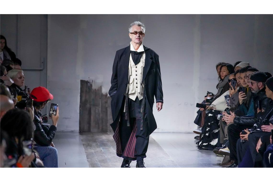 Wim Wenders trat auch schon als Model auf - 2024 in Paris. (Archivbild)