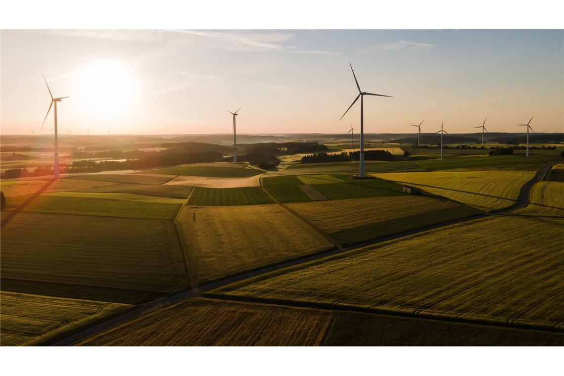 Windkraft: Einige nachhaltige Fonds setzen auf erneuerbare Energie statt auf Öl und Gas