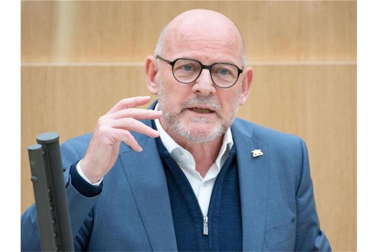 Winfried Hermann brachte eine Verlängerung der Koalitionsgespräche ins Spiel. Foto: Marijan Murat/dpa