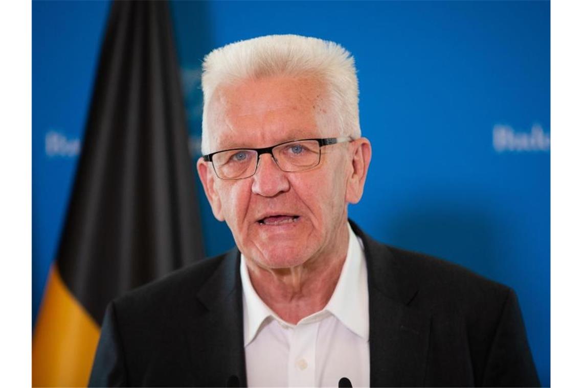 Kretschmann für Einhaltung der Corona-Regeln zum Schulstart