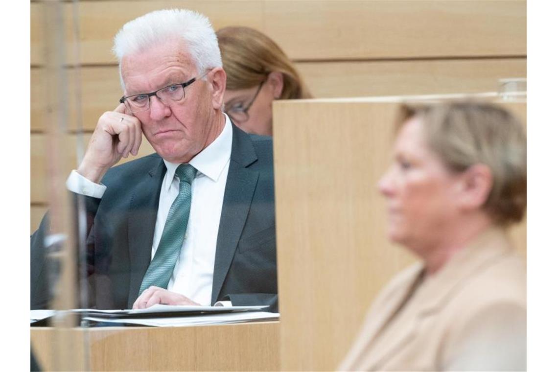Kretschmann verteidigt neue Corona-Regeln Winfried Kretschmann (Bündnis 90/Die Grünen), Ministerpräsident von Baden-Württemberg. Foto: Sebastian Gollnow/dpa/Aktuell