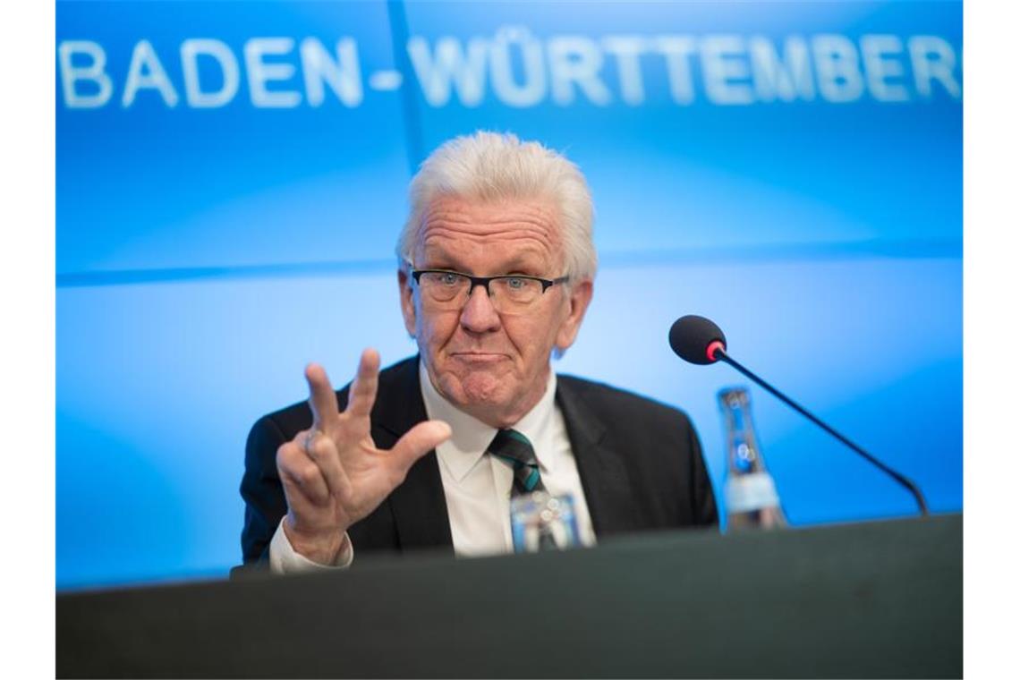 Winfried Kretschmann (Bündnis 90/Die Grünen), Ministerpräsident von Baden-Württemberg, spricht. Foto: Sebastian Gollnow/dpa/Archivbild