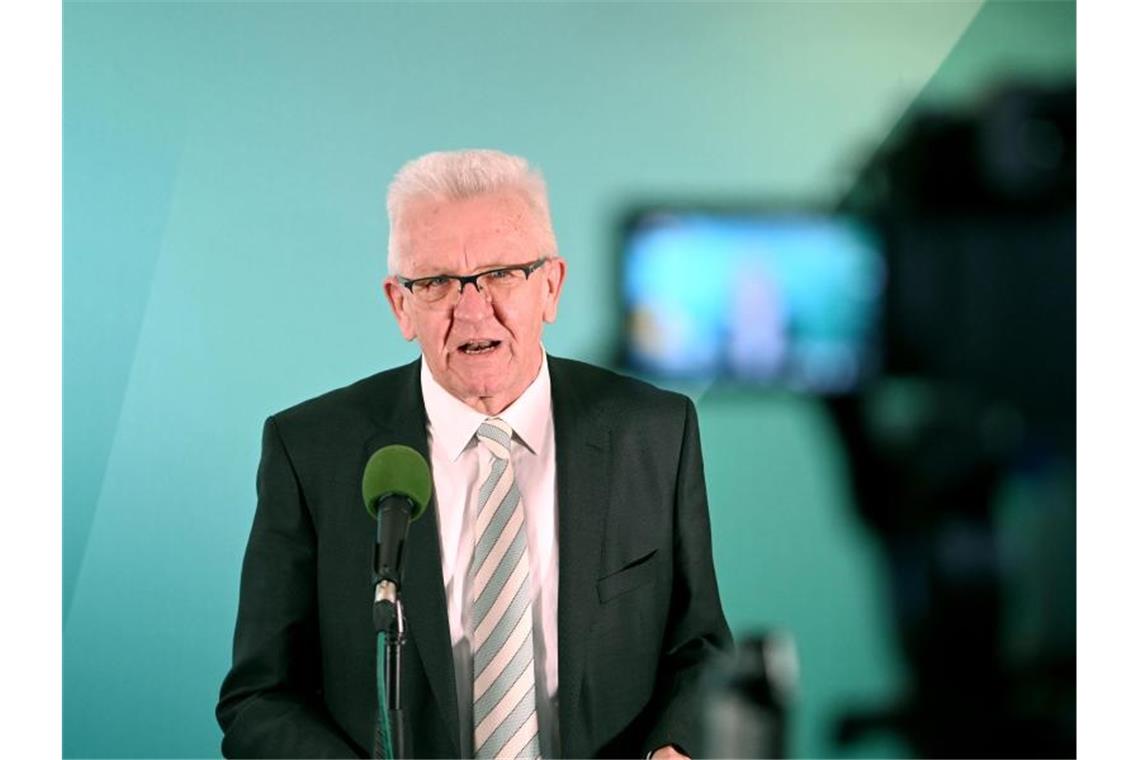Kretschmann: Erste Gespräche mit CDU Winfried Kretschmann (Bündnis 90/Die Grünen), Ministerpräsident von Baden-Württemberg. Foto: Marijan Murat/dpa-Pool/dpa