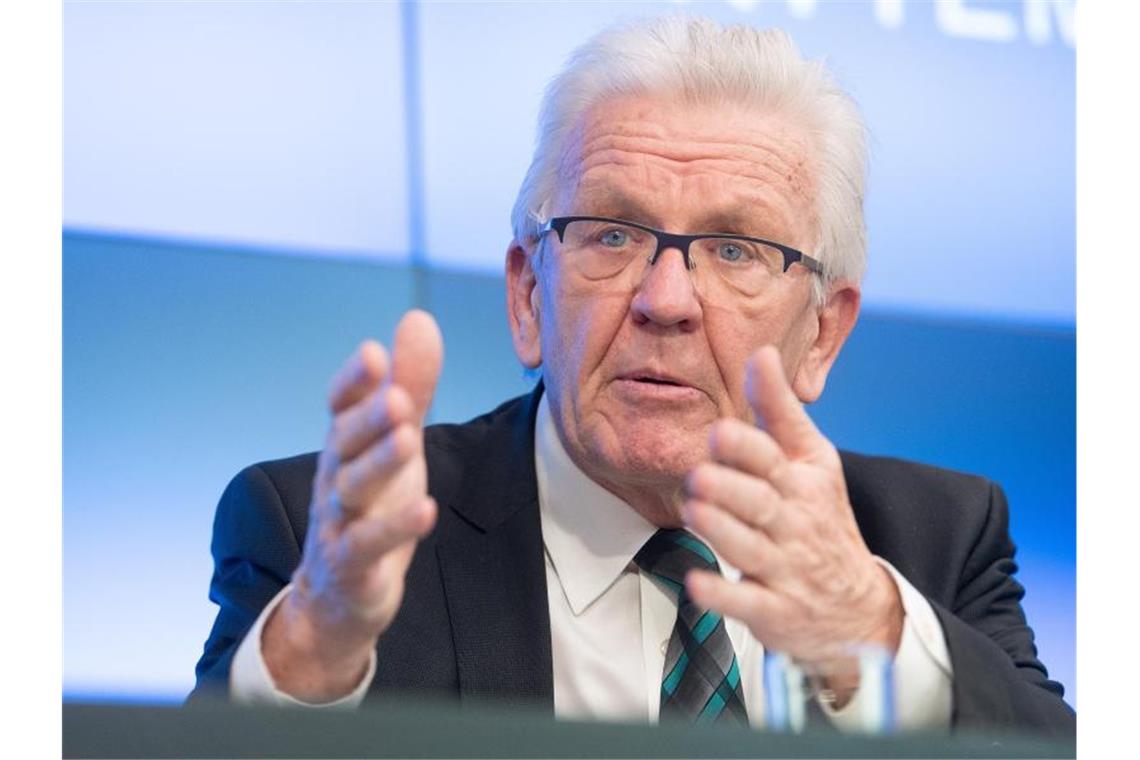 Winfried Kretschmann (Bündnis 90/Die Grünen), Ministerpräsident von Baden-Württemberg, spricht. Foto: Sebastian Gollnow/dpa/Archivbild