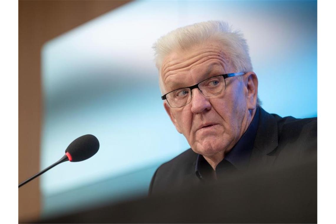 Winfried Kretschmann (Bündnis 90/Die Grünen), Ministerpräsident von Baden-Württemberg, spricht. Foto: Marijan Murat/dpa