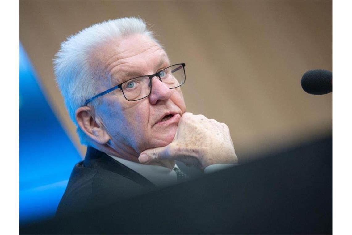 Kretschmann hofft auf Entspannung der Lage vor Weihnachten Winfried Kretschmann (Bündnis 90/Die Grünen), Ministerpräsident von Baden-Württemberg. Foto: Marijan Murat/dpa/Archivbild