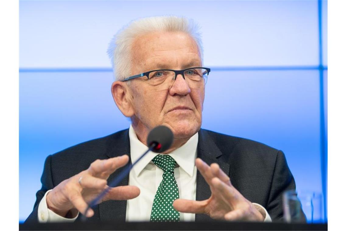 Kretschmann zur CDU: Regierungsarbeit verlangt Konzentration Winfried Kretschmann (Bündnis 90/Die Grünen), Ministerpräsident von Baden-Württemberg, spricht. Foto: Sebastian Gollnow/Archivbild