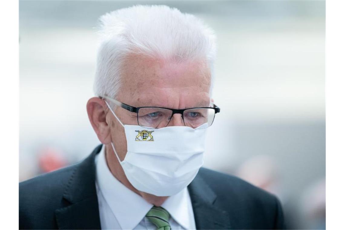 Kretschmann mahnt einheitliches Vorgehen bei Fan-Frage an Winfried Kretschmann, der Ministerpräsident von Baden-Württemberg. Foto: Silas Stein/dpa