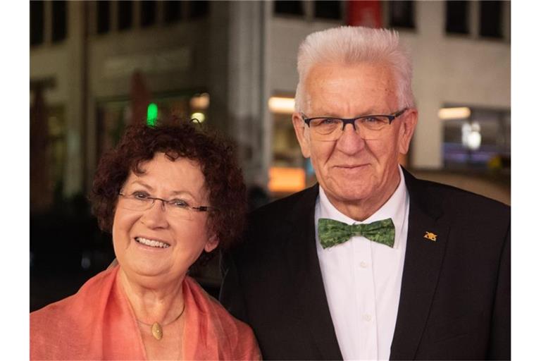 Winfried Kretschmann und seine Frau Gerlinde auf dem Landespresseball Baden-Württemberg. Foto: Marijan Murat/dpa