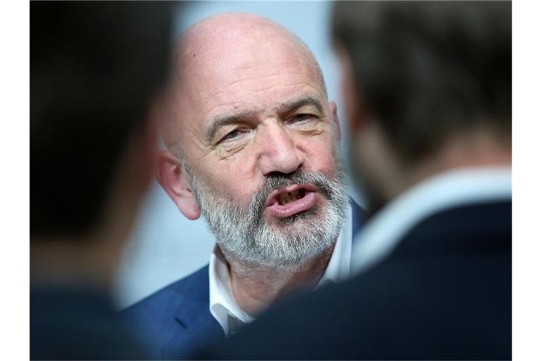 „Wir haben ein gravierendes Problem“: VW-Betriebsratschef Bernd Osterloh. Foto: Ronny Hartmann/dpa-Zentralbild/dpa