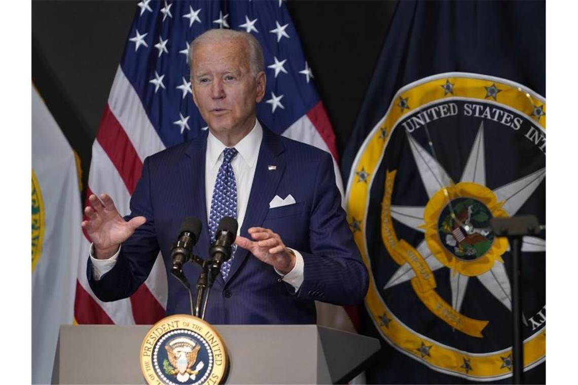 Biden warnt vor „echtem Krieg“ als Folge von Cyberangriffen „Wir haben gesehen, wie Cyber-Bedrohungen, einschließlich Ransomware-Angriffen, zunehmend in der Lage sind, Schäden und Störungen in der realen Welt zu verursachen“: US-Präsident Joe Biden. Foto: Susan Walsh/AP/dpa