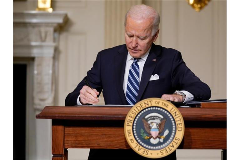 „Wir haben mit dieser Klimakrise schon zu lange gewartet. Wir können nicht länger warten“, sagt der neue US-Präsident Joe Biden. Foto: Evan Vucci/AP/dpa