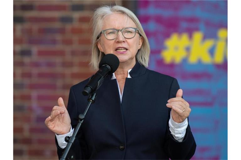 „Wir halten das noch eine ganze Weile aus“: Monika Schnitzer, Mitglied des Sachverständigenrates zur Begutachtung der gesamtwirtschaftlichen Entwicklung. Foto: Paul Zinken/dpa-Zentralbild/dpa