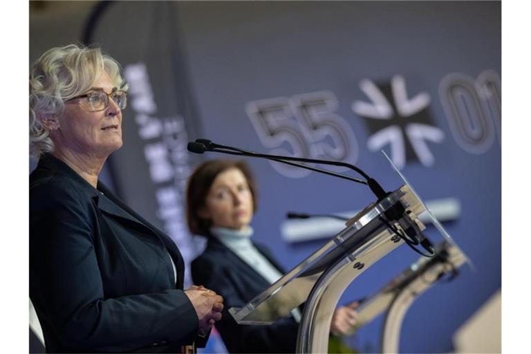 „Wir müssen vorbereitet sein“, sagt SPD-Verteidigungsministerin Christine Lambrecht. Foto: Jane Schmidt/Bundeswehr/dpa