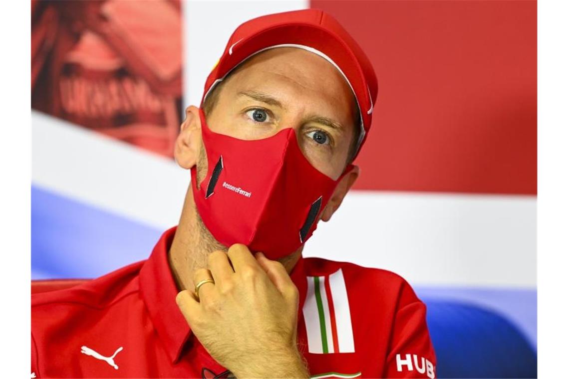 Darüber wird auch noch gesprochen im Formel-1-Fahrerlager Wird hartnäckig mit einem Cockpit beim Formel-1-Team Racing Point in Verbindung gebracht: Sebastian Vettel. Foto: Mark Sutton/Pool Motorsport Images/AP/dpa