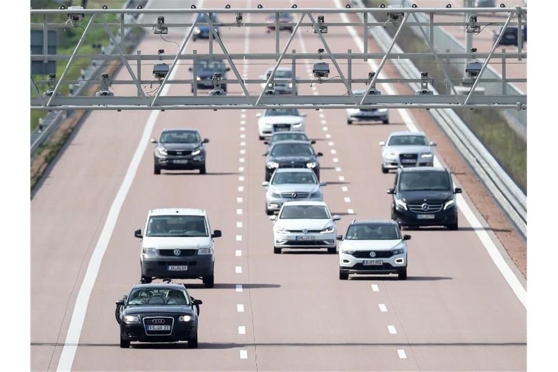 Wird vorerst nicht mehr gebraucht: Mautbrücke auf der Autobahn A9. Foto: Jan Woitas