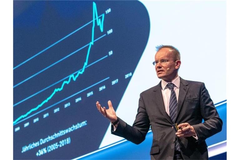 Wirecard-Vorstandschef Markus Braun spricht auf der Hauptversammlung des Unternehmens in München. Foto: Peter Kneffel