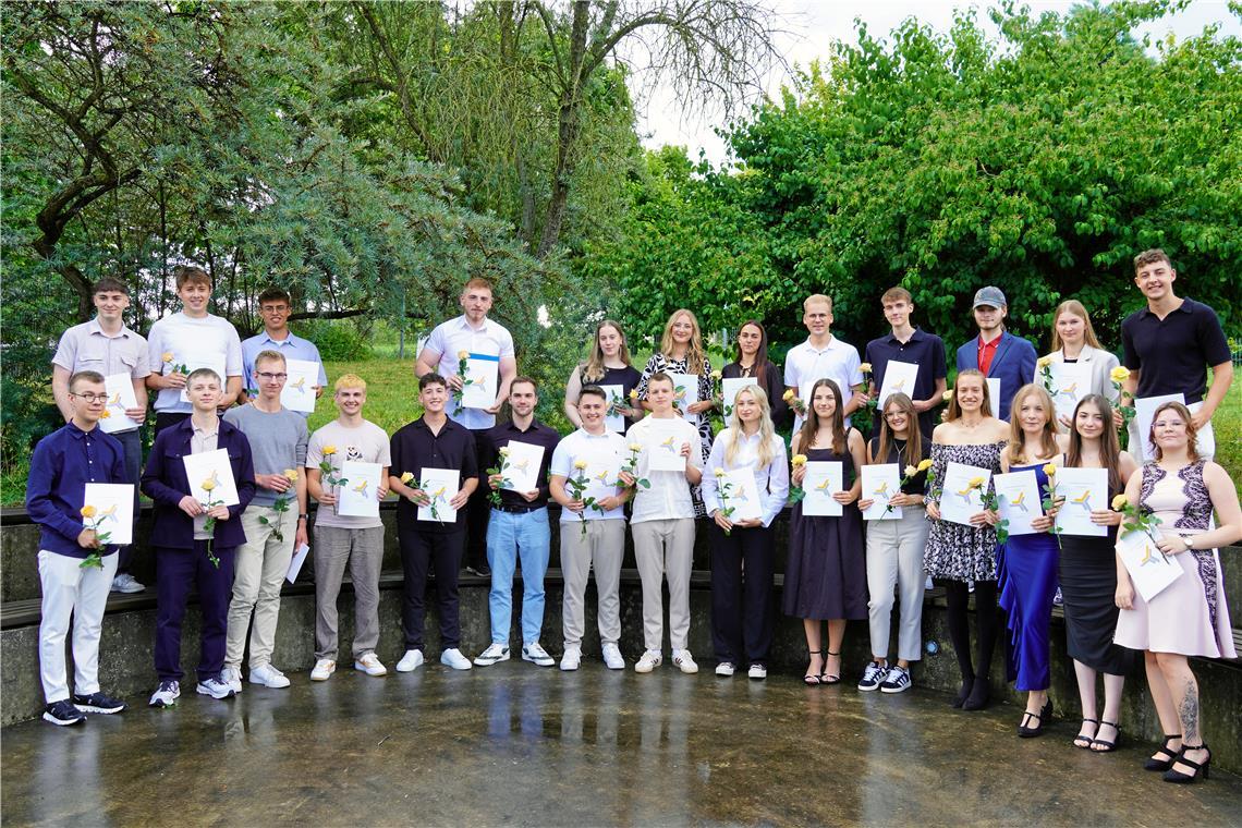 Wirtschaftsgymnasium der Eduard-Breuninger-Schule Backnang (Bild2): Laura Salome...