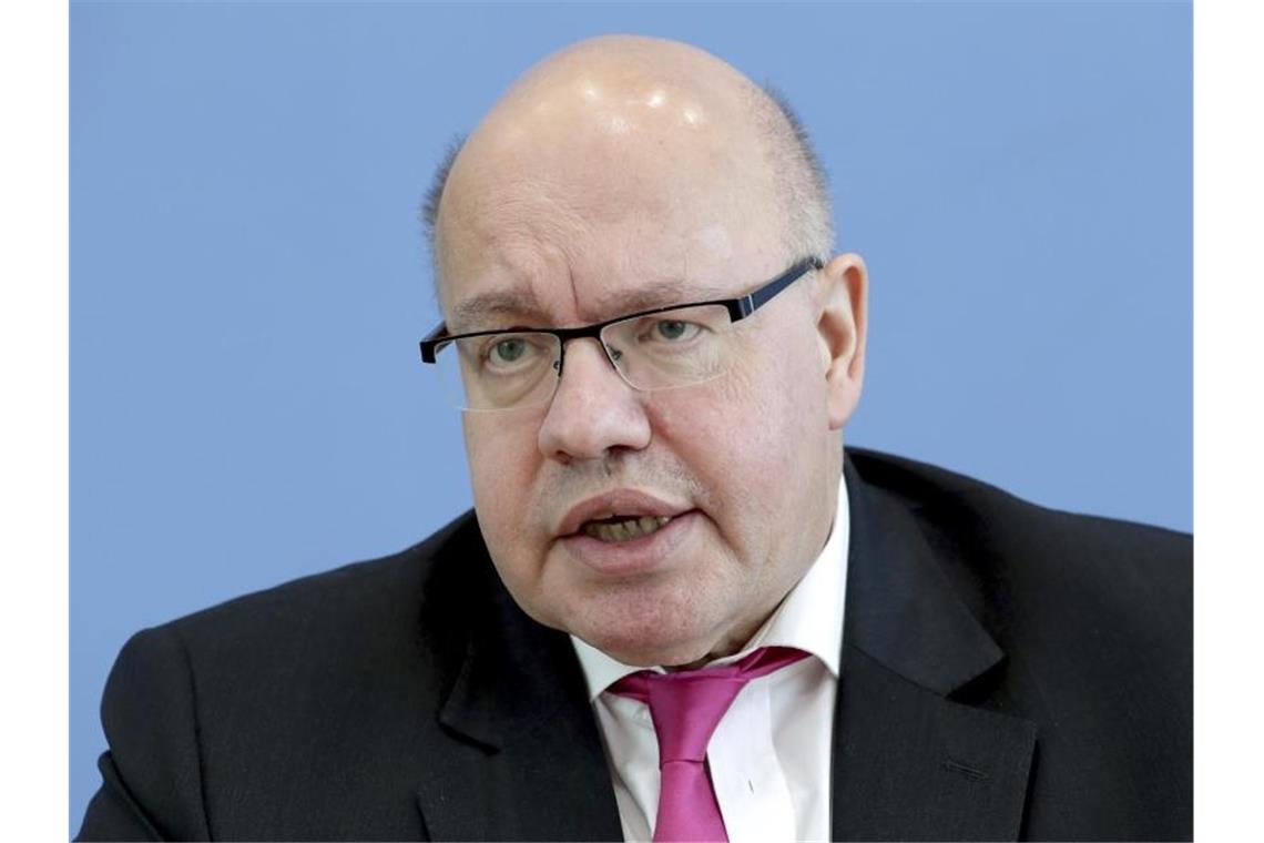 Wirtschaftsminister Peter Altmaier (CDU) will die Kritik entschärfen. Foto: Michael Sohn/AP/POOL/dpa