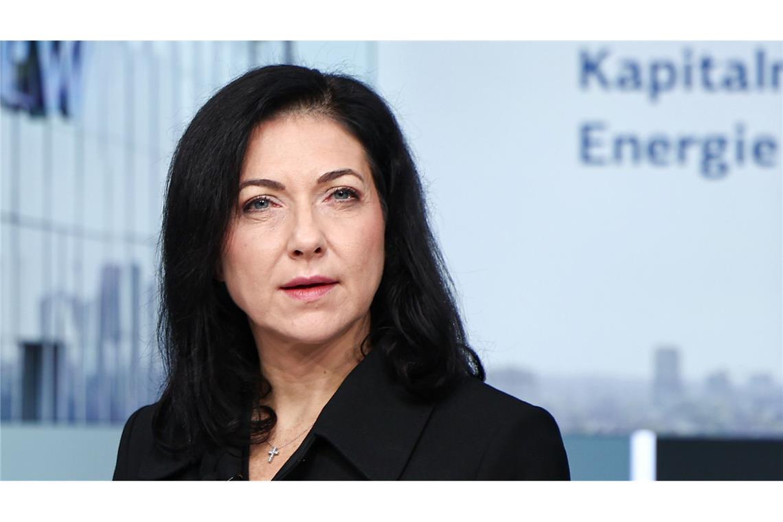 Wirtschaftsministerin Reiche wirbt in Frankfurt für den Standort Deutschland