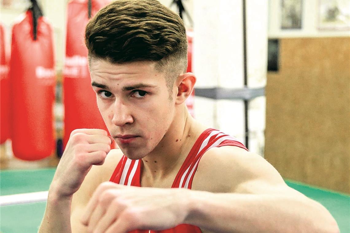 Baryshnik hofft auf eine Medaille Wladislaw Baryshnik will bei der Box-WM ordentlich zuschlagen, auch wenn es noch nicht ums Olympia-Ticket geht. Foto: A. Becher