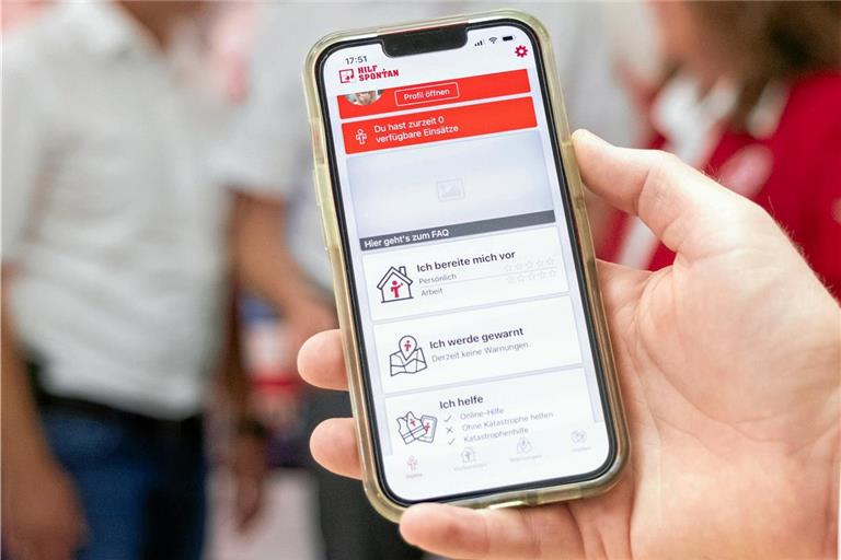 Wo wird Hilfe gebraucht? Die neue App des DRK-Kreisverbands weiß es. Foto: Daniel Grbic