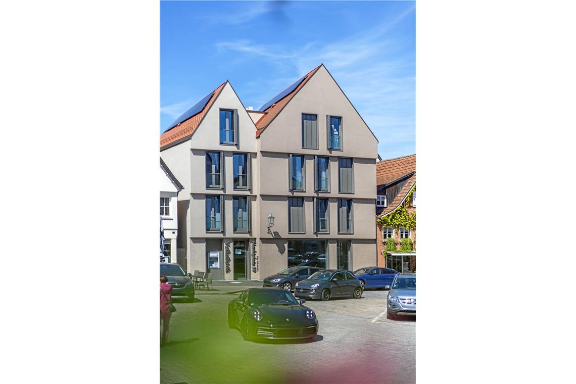 Wohn- und Geschäftshaus am Marktplatz, Schorndorf. Architektur: BK2H Architekten...