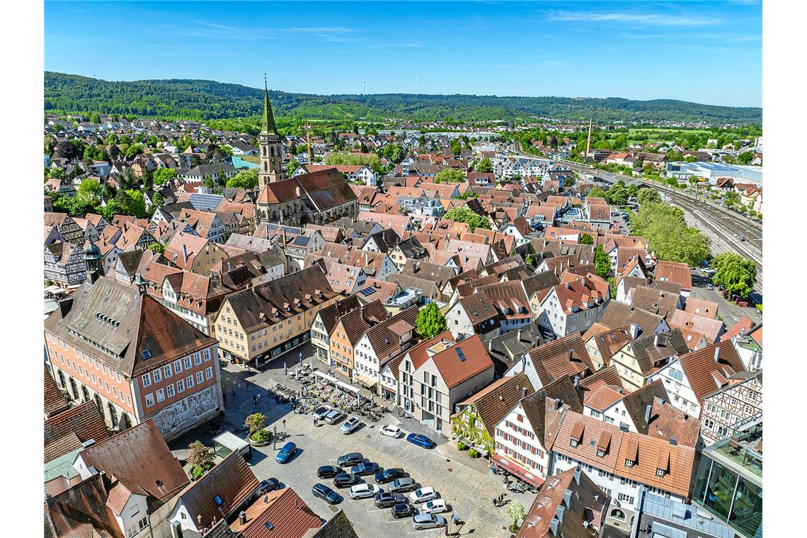 Wohn- und Geschäftshaus am Marktplatz, Schorndorf. Architektur: BK2H Architekten...