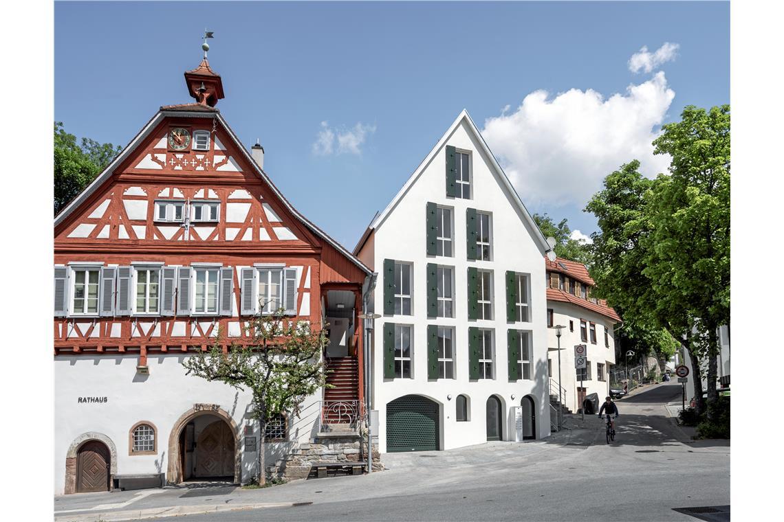 Wohnhaus auf denkmalgeschütztem Gewölbekeller, Waiblingen-Beinstein. Architektur...