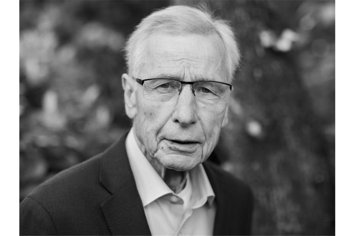 Wolfgang Clement, ehemaliger Bundesminister für Wirtschaft und Arbeit und ehemaliger Ministerpräsident von Nordrhein-Westfalen, wurde 80 Jahre alt. Foto: Rolf Vennenbernd/dpa