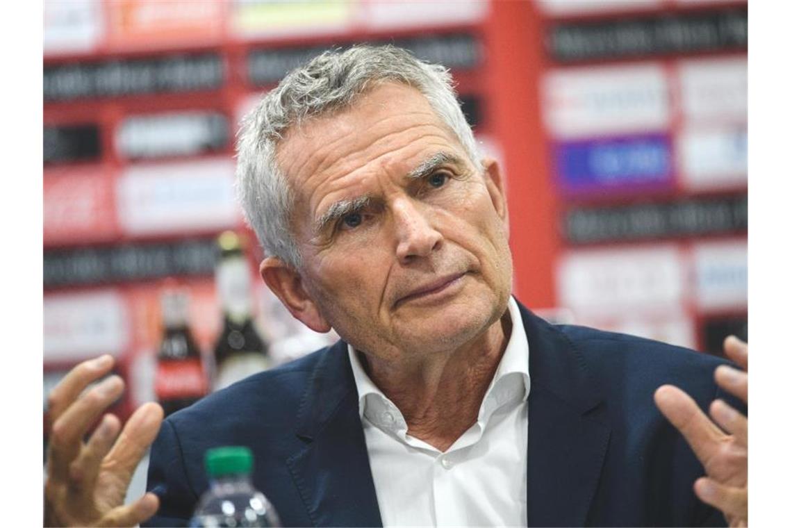 Abstieg des VfB für Dietrich noch immer „unerklärlich“ Wolfgang Dietrich, Präsident des VfB Stuttgarts. Foto: Sebastian Gollnow/Archivbild