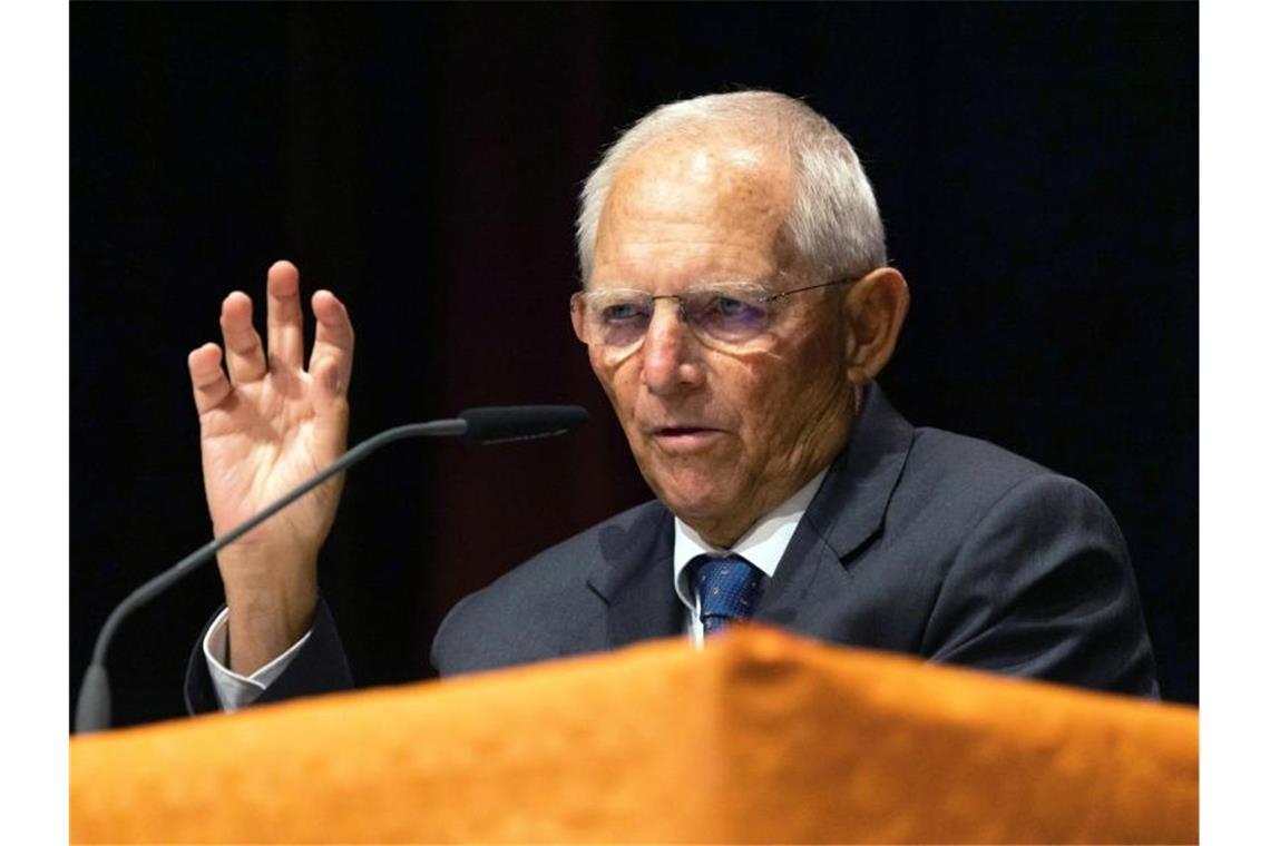 Wolfgang Schäuble holt in Offenburg erneut Direktmandat