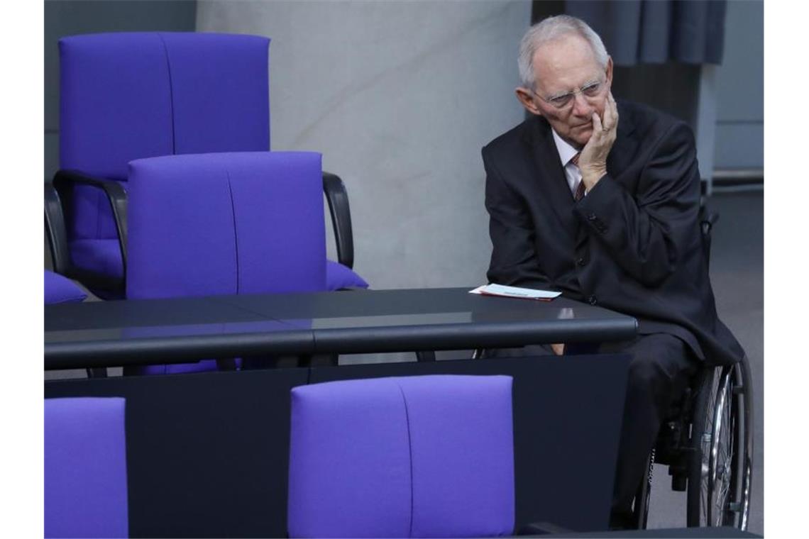 Koalition berät über Reform des Wahlrechts Wolfgang Schäuble: „Die Änderung des Wahlrechts ist noch möglich, und sie ist überfällig“. Foto: Jörg Carstensen/dpa