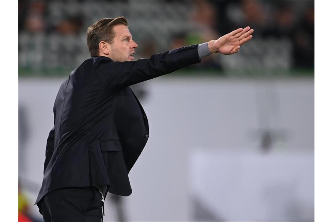 Wolfsburgs neuer Trainer Florian Kohfeldt feierte sein Champions-League-Debüt. Foto: Swen Pförtner/dpa