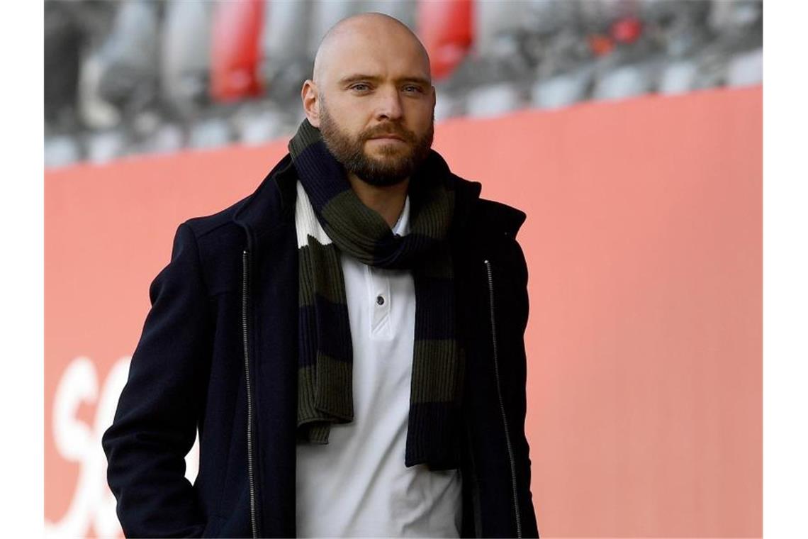 Bestätigt: Wolfsburger Meistercoach Lerch nach Hoffenheim Wolfsburgs Trainer Stephan Lerch. Foto: Angelika Warmuth/dpa/Archivbild