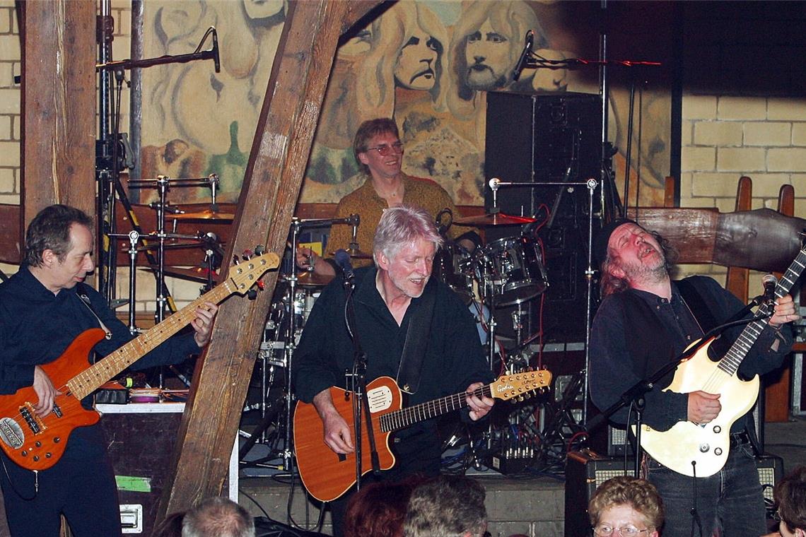 Wolle Kriwanek mit Band bei seinem letzten Auftritt 2003 in der Belinda. Foto: Edgar Layher