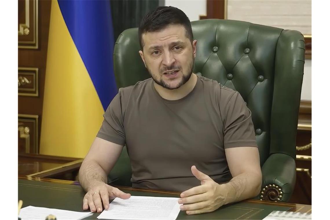 Selenskyj ruft Deutsche zu Boykott von russischem Gas auf Wolodymyr Selenskyj ruft die Deutschen zu einem Boykott von russischem Gas auf. Foto: Uncredited/Ukrainian Presidential Press Office/AP/dpa
