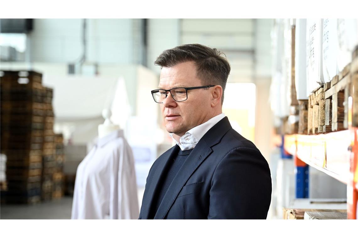 Wünscht sich von Kundinnen und Kunden mehr Qualitätsbewusstsein: Bundesumweltminister Schneider.
