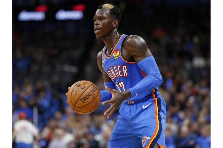 Wurde eine besondere Ehre zu Teil: Dennis Schröder. Foto: Garett Fisbeck/AP/dpa