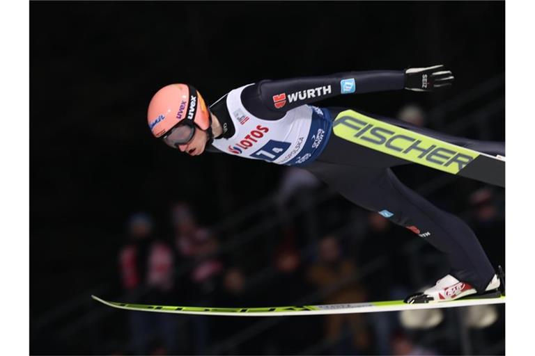 Wurde mit Deutschlands Skispringern Zweiter in Zakopane: Karl Geiger. Foto: Grzegorz Momot/PAP/dpa