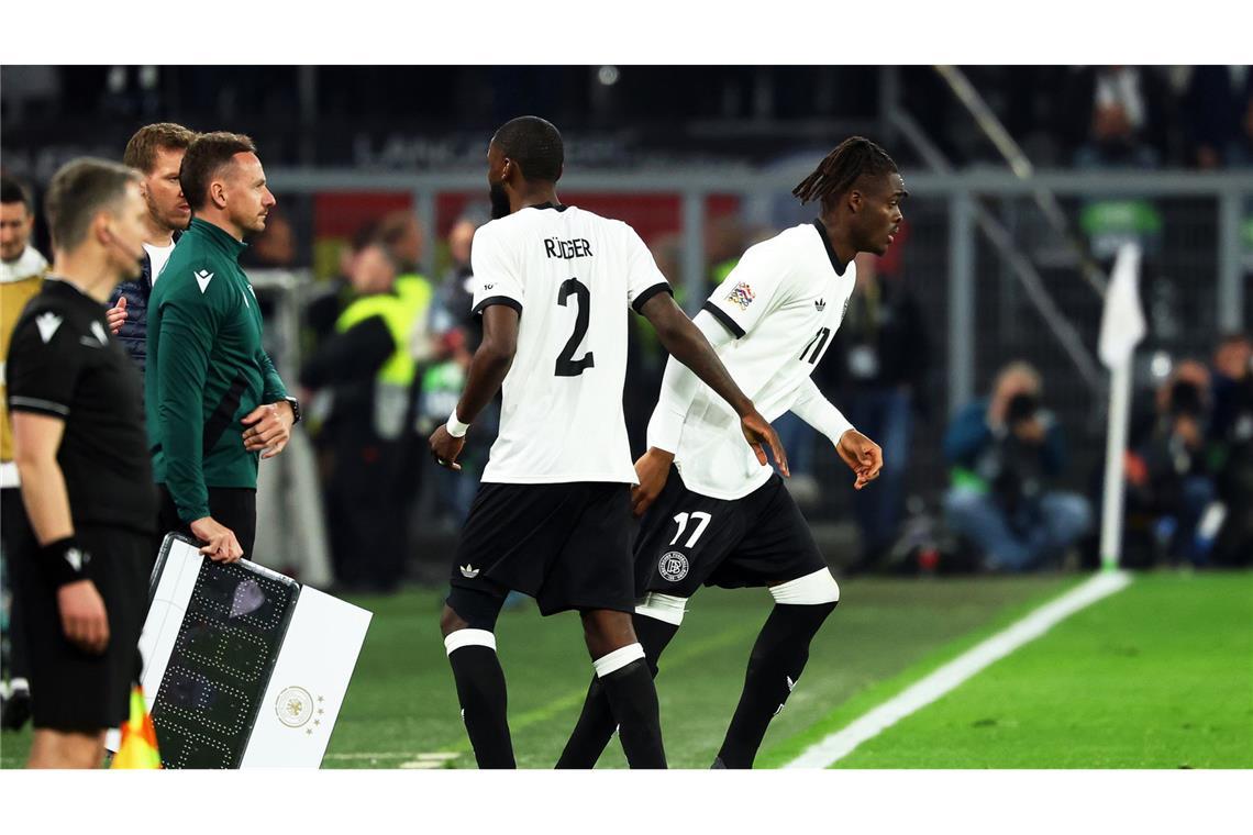 VfB-Profis überzeugen bei verrücktem Remis gegen Italien