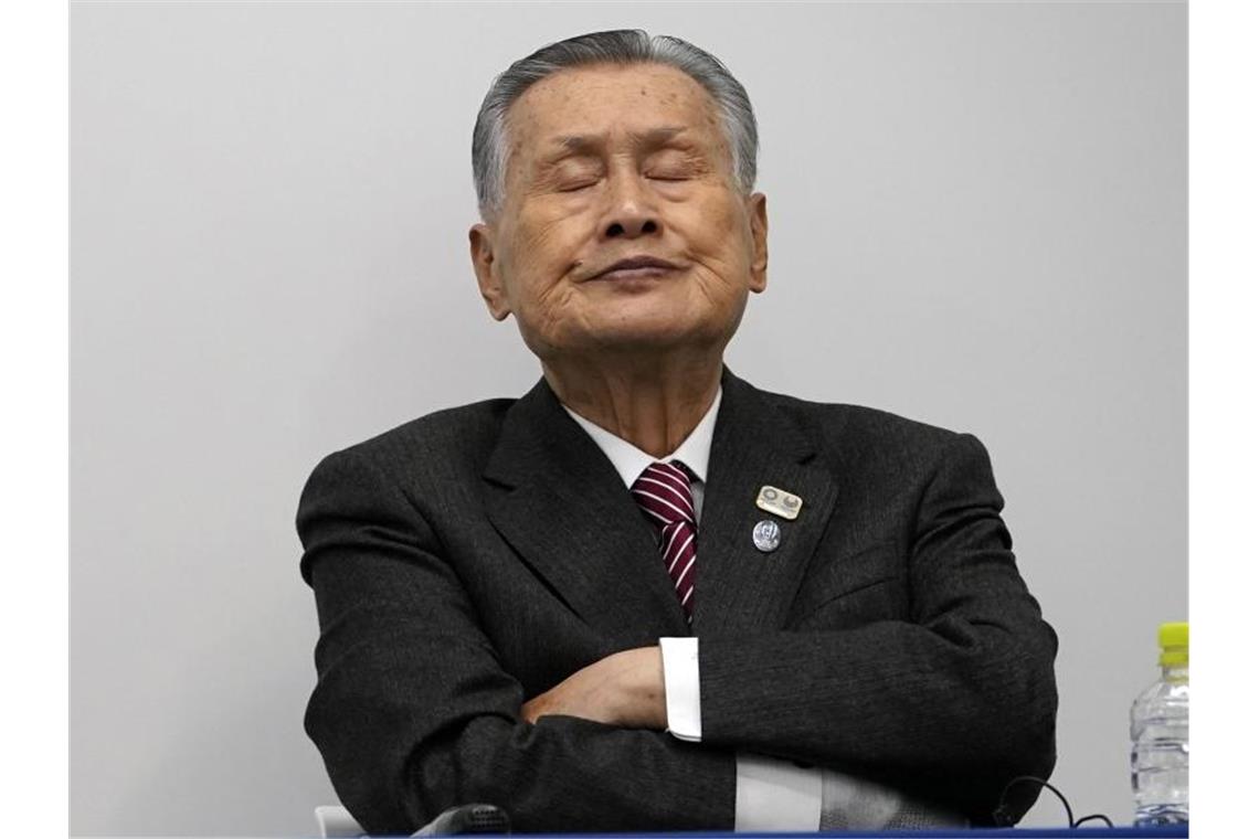 OK-Chef: Nicht so blöd, Olympia nach Plan auszutragen Yoshiro Mori ist der Präsident des Organisationskomitees der Olympischen Spiele in Tokio. Foto: Eugene Hoshiko/AP/dpa