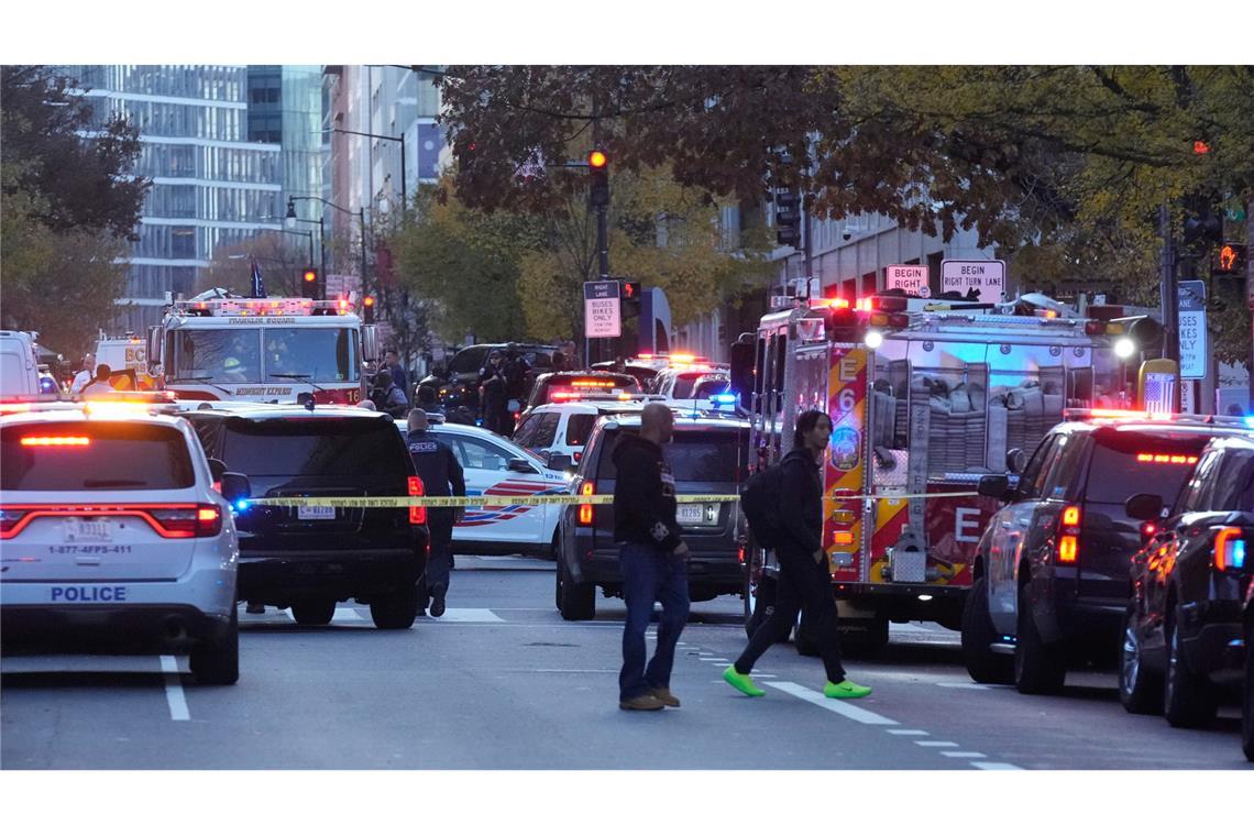 Zahlreiche Einsatzkräfte sind vor Ort.