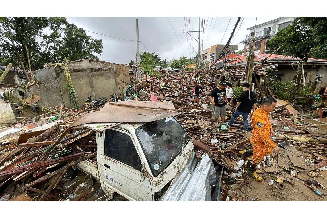 Taifun hinterlässt Zerstörung auf den Philippinen - 91 Tote